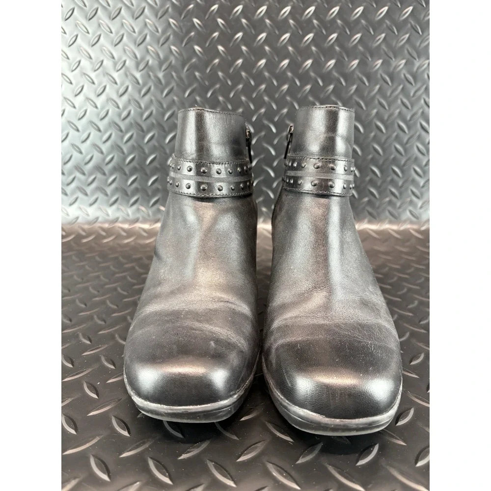 Women's Clarks Bendables 'Dream Belle' Black Leather Ankle Boots Sz 8.5 - Picture 3 of 8